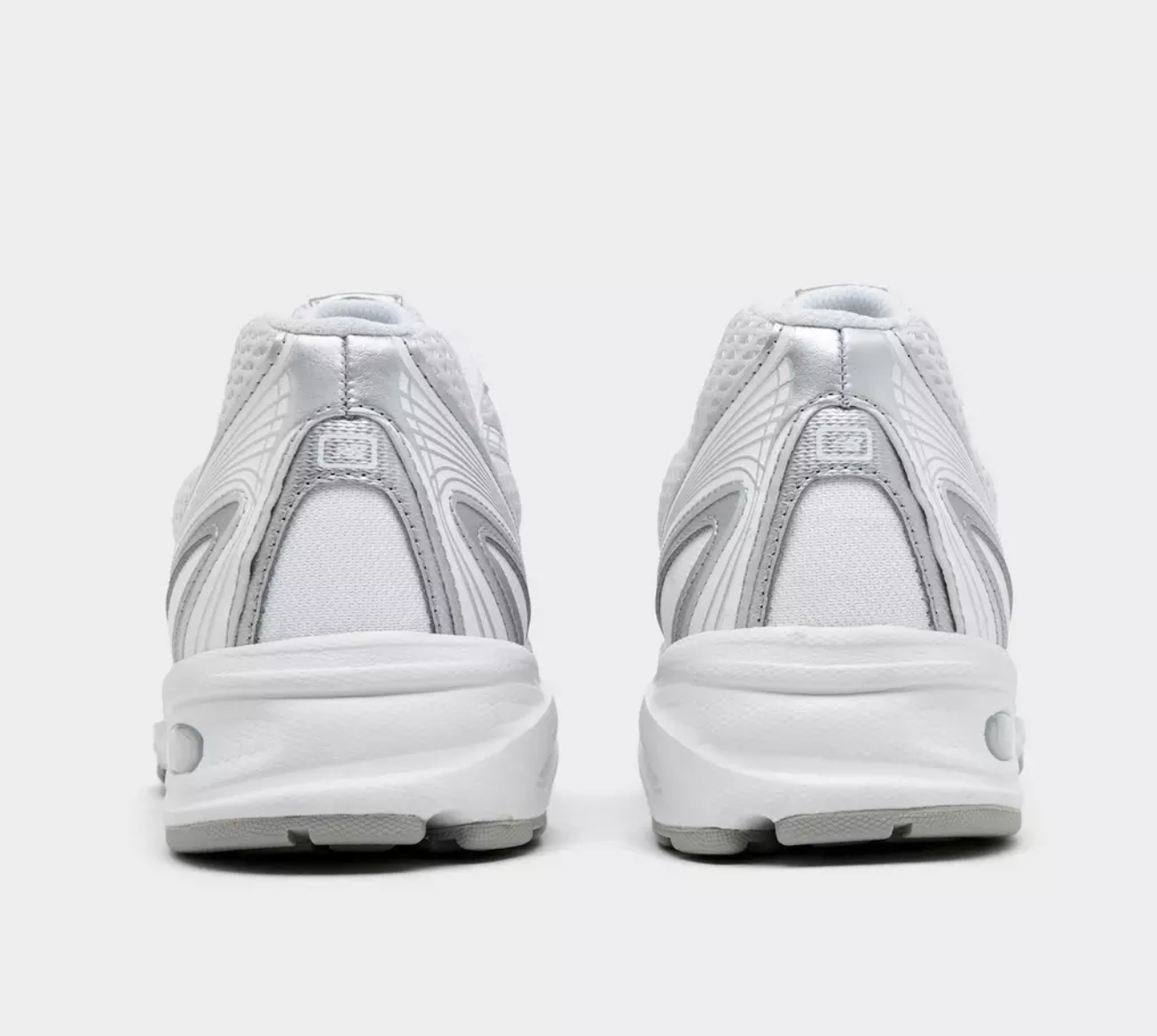 Women's New Balance 740 Casual Shoes